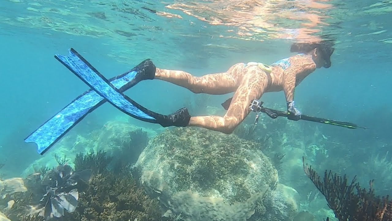 Spearfishing to survive on the smallest deserted islands in the