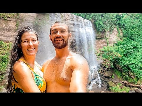 we-sailed-2000-miles-for-this-funny-couple-travel-vlog