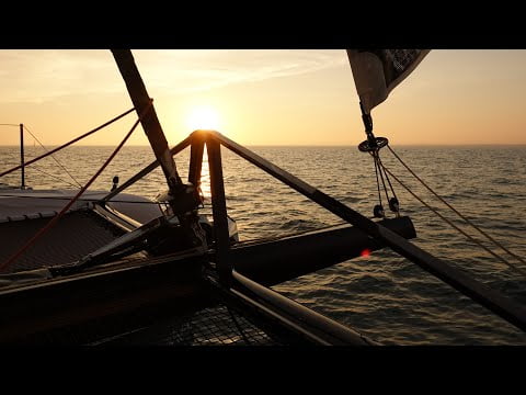 sailing-in-3-knots-of-wind-sailing-greatcircle-ep