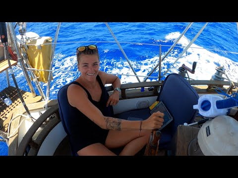 sailing-in-rough-seas-to-the-bahamas