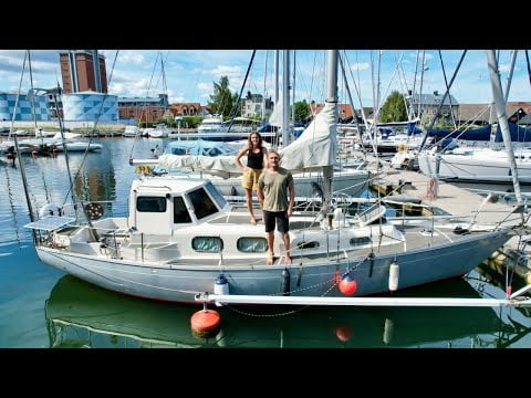 This is our new boat! Boat Tour- Van de Stadt, Harmony 31 1969 - Ep. 313 RAN Sailing