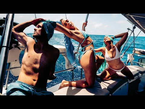 We are STINKY SAILORS - But We're Half Way Across the ATLANTIC OCEAN on Day 9 | EE 122