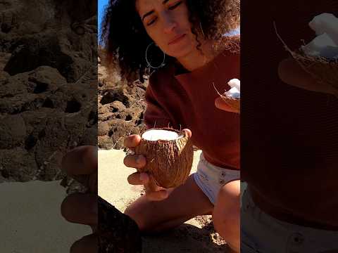 How To Open a Coconut Perfectly Straight 🥥