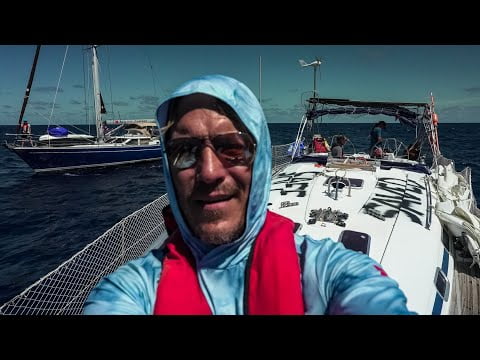 Ocean RESCUE During Pacific Crossing: "MAYDAY WE'RE DISMASTED!" (Part 2/3)