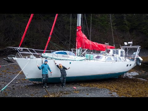 Beaching our 45 ft Boat (1st Time Ever. Great Idea...)