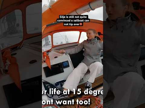 Trying to convince Silje that a sailboat can’t tip over🤓 #sailing #ocean #travel