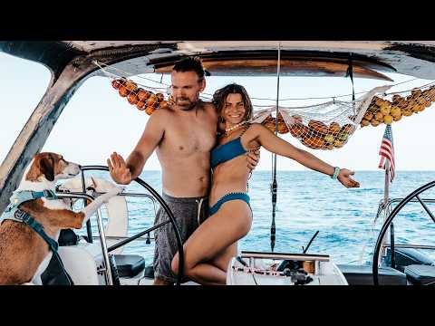 VERY Deep Sea Fishing for MAHI MAHI | MID OCEAN CROSSING!! (Day 3)