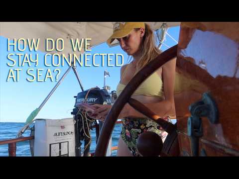 Staying Connected While Traveling the World #Ad